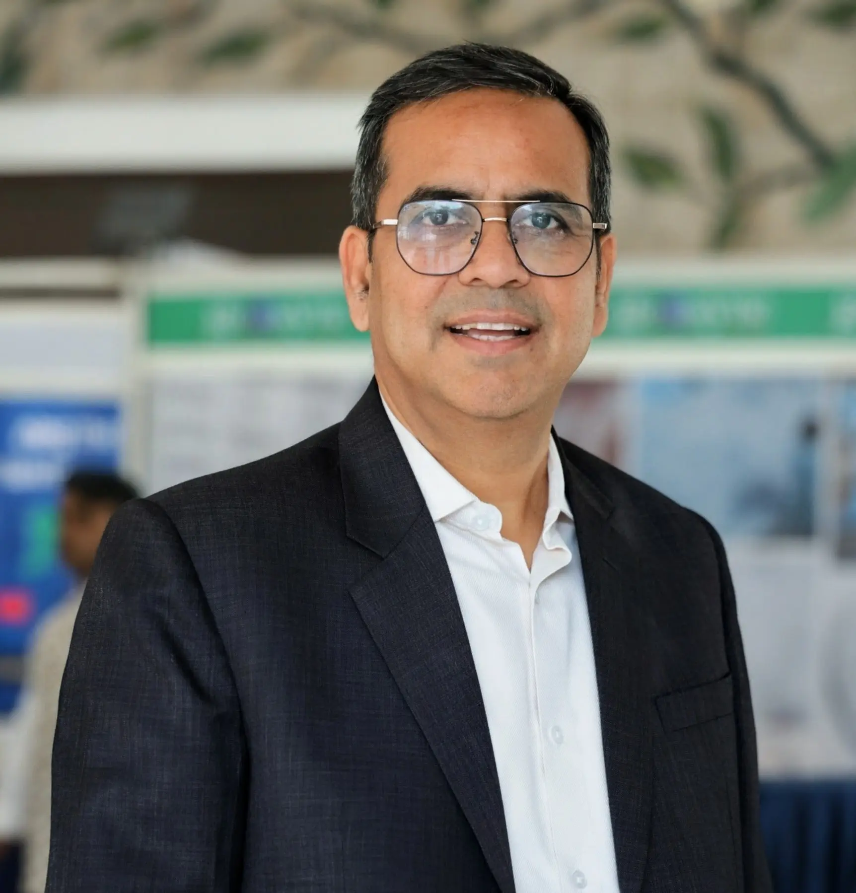 Dr. Manoj Gaur